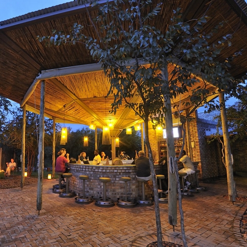 Etosha Village, bar