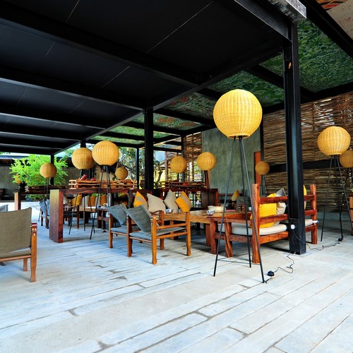 Cinnamon Wild Yala, terras