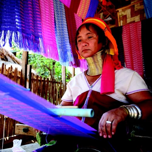 th_al__longneck_maehong_63202135.jpg