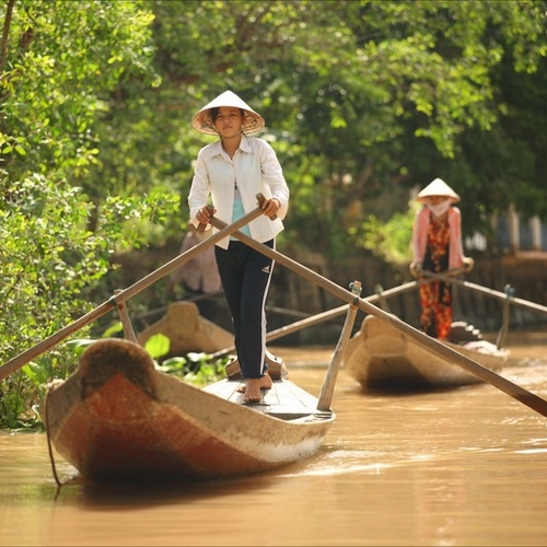 Mekong Delta, sampans