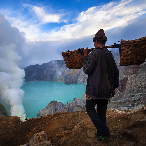 Zwavel drager, Ijen Vulkaan