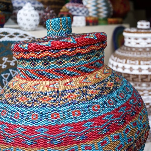 Handgemaakte beklede mand, Ubud