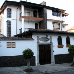 ec_ac_piedraex3.jpg
