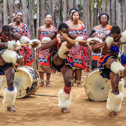 Swaziland dansende mannen