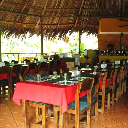 Turtle Beach Lodge, restaurant