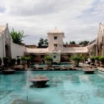 id_al_jogjakarta_kratonwaterpalace.jpg