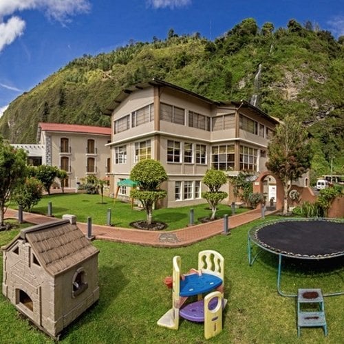 Sangay Spa Hotel, buitenkant