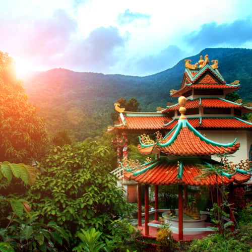 koh phangan tempel en zonsondergang