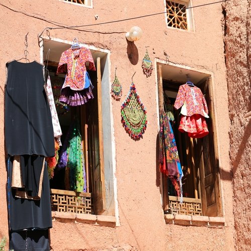 ir_al_was abyaneh village_500x500.jpg