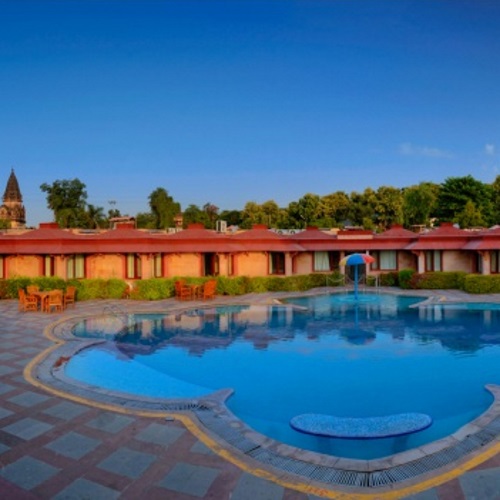 Orchha Resort buitenkant
