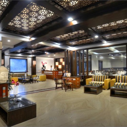 in_ac_royaleresidence_lo.jpg