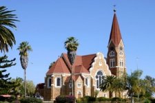 na_al_windhoek300200.jpg