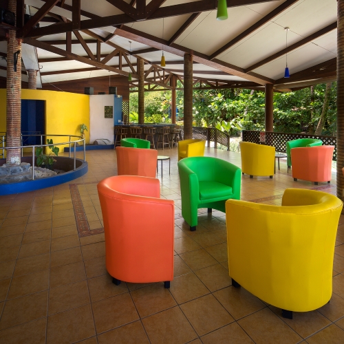 Aninga Lodge, lounge