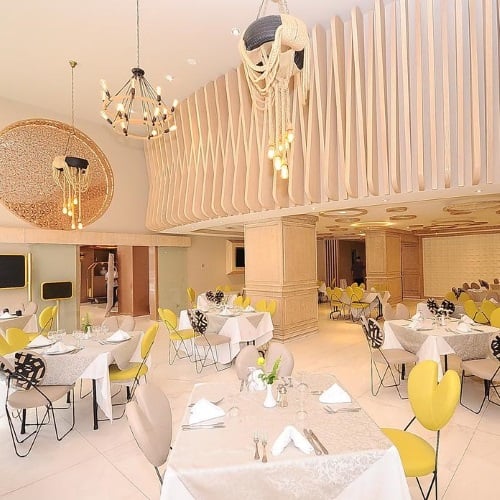 Oum Palace, restaurant