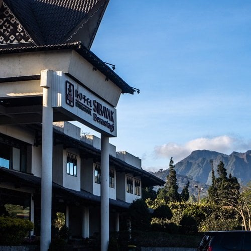 sibayak hotel.jpg