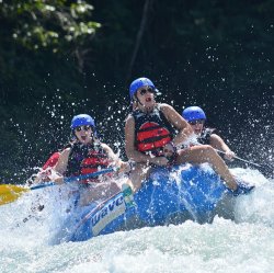 cr_exd_ arenal_rafting.jpg
