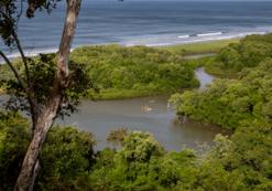 cr_ac_lagartalodgeom.jpg lagarta lodge uitzicht