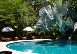 cr_theharmonyhotelrzw.jpg the harmony hotel zwembad
