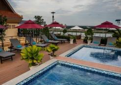Ohana Hotel zwembad Ohana Hotel zwembad