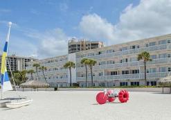 Sandcastle Resort at Lido Beach