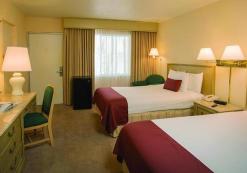 Sandcastle Resort at Lido Beach