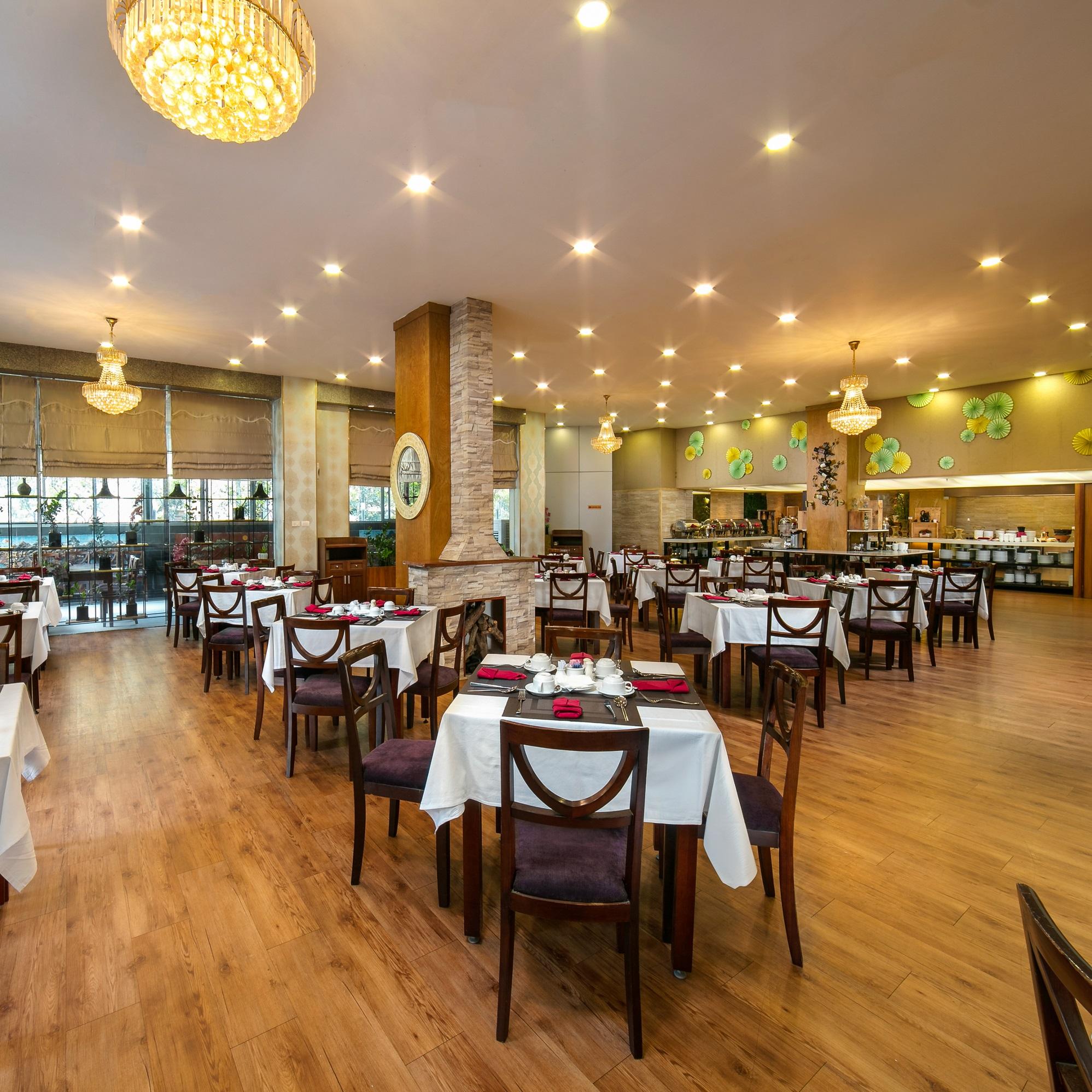 La Casa Hotel Hanoi, restaurant