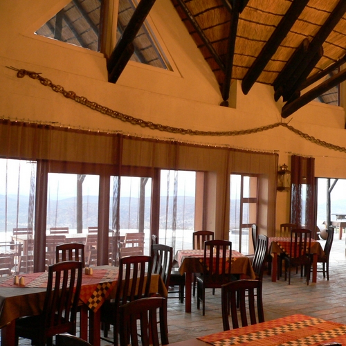 Opuwa Country Hotel Restaurant 2