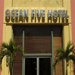Overzicht Hotel Ocean Five Miami