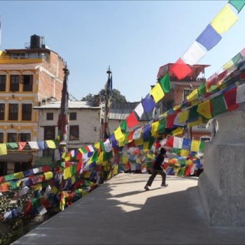 Gekleurde gebedsvlaggen in Kathmandu
