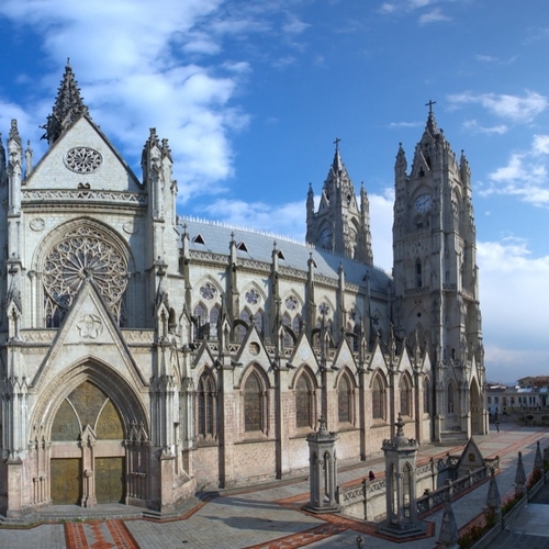 Quito, de Basiliek van de Nationale Gelofte