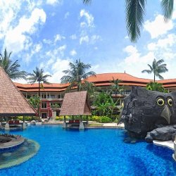 zwembad Ramada Benoa