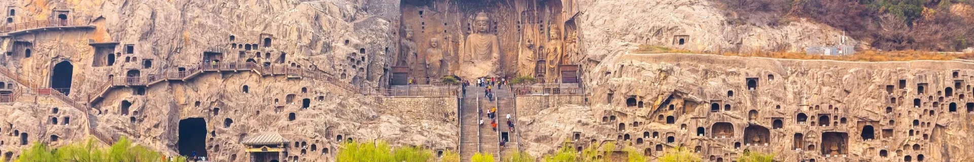 China, Longmen-grotten bij Luoyang