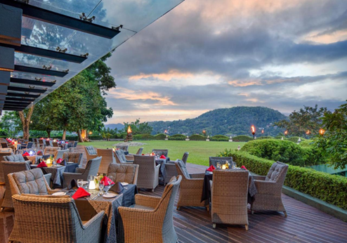 Earl's Regency, terras