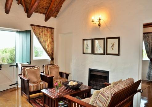 De Hoop Collection, Opstal Vlei Cottage lounge