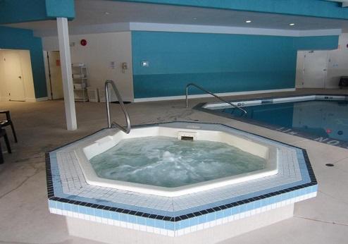 Quality Inn & Suites Clearwater, jacuzzi