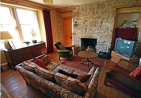 Netherton Farm, Lounge