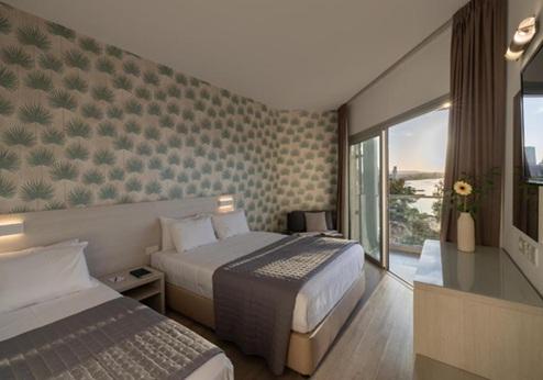 Harmony Bay, kamer