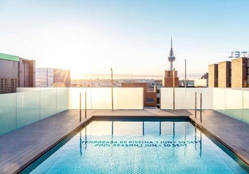 Novotel Madrid Center, zwembad
