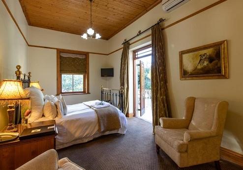 Evergreen Manor, kamer