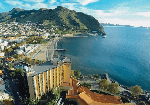 Dom Pedro, omgeving