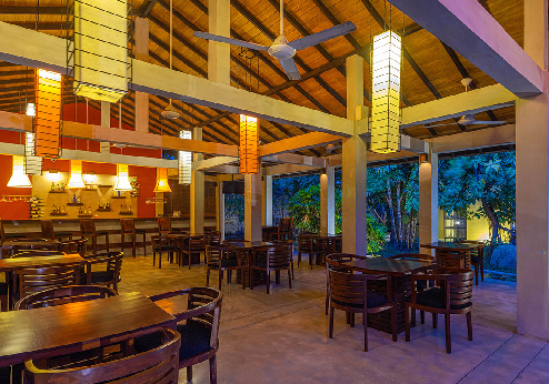 Chaarya Resort & Spa, bar  