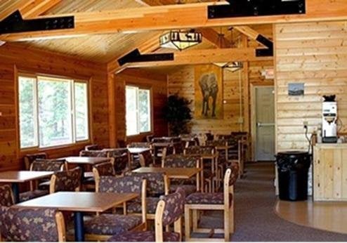 Grizzly Bear Resort, ontbijtzaal