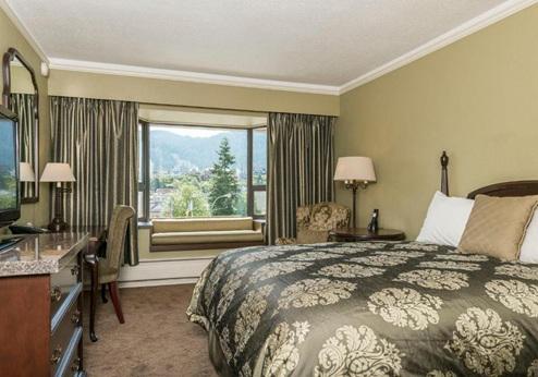 Crest Hotel, kamer
