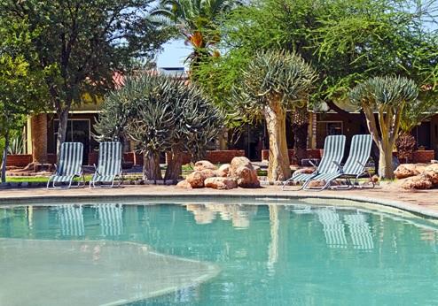 Kalahari Anib Lodge, zwembad