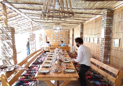 Darwaza Tented Camp, eethoek