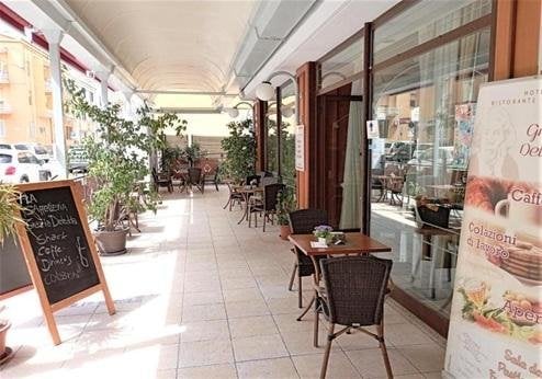 Hotel Grazía Deledda, café
