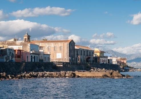 La Terra Del Mezzo, Torre Archirafi