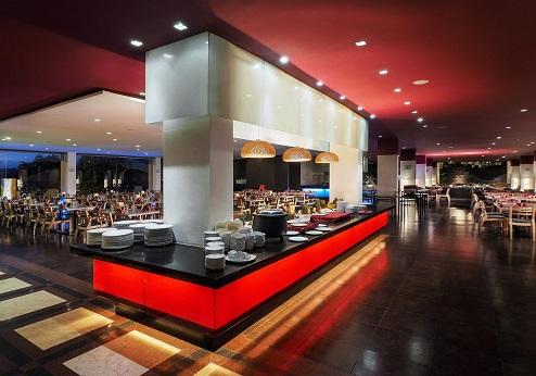 Mikie Holiday Resort, restaurant