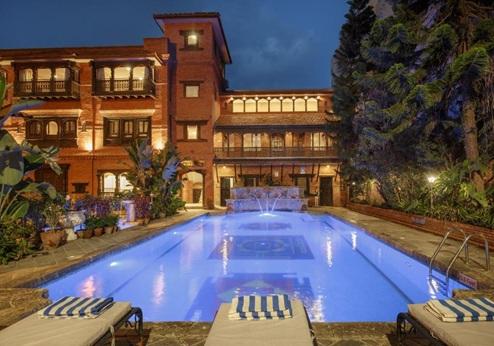 Hotel Manaslu, zwembad