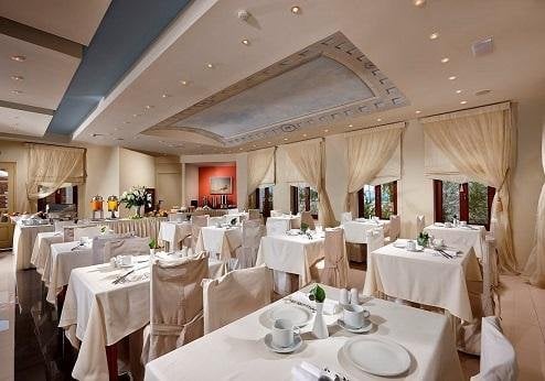 Galaxy Hotel, ontbijtzaal